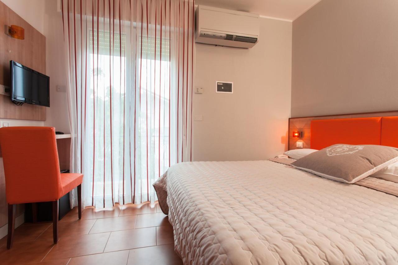 B&B Airone Cervia - Camere E Appartamenti Экстерьер фото