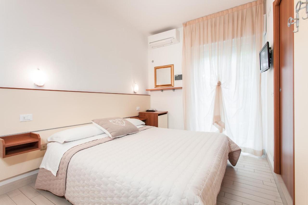 B&B Airone Cervia - Camere E Appartamenti Экстерьер фото