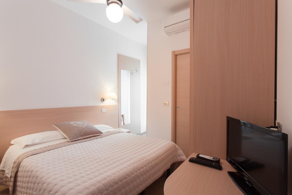 B&B Airone Cervia - Camere E Appartamenti Экстерьер фото