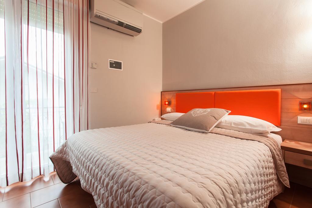 B&B Airone Cervia - Camere E Appartamenti Экстерьер фото